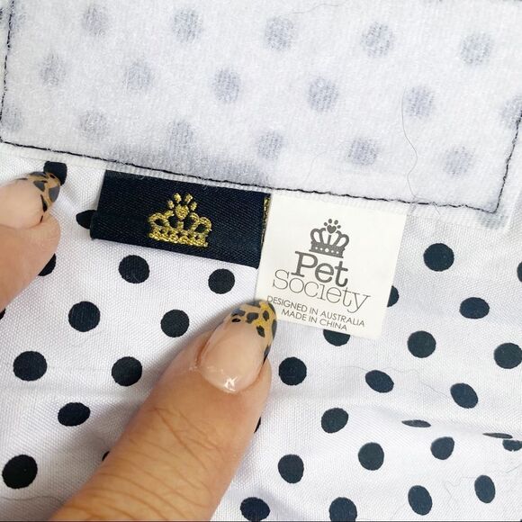 Pet Society Quilted Winter Jacket with Gold Zippers for small dogs - Picture 9 of 10